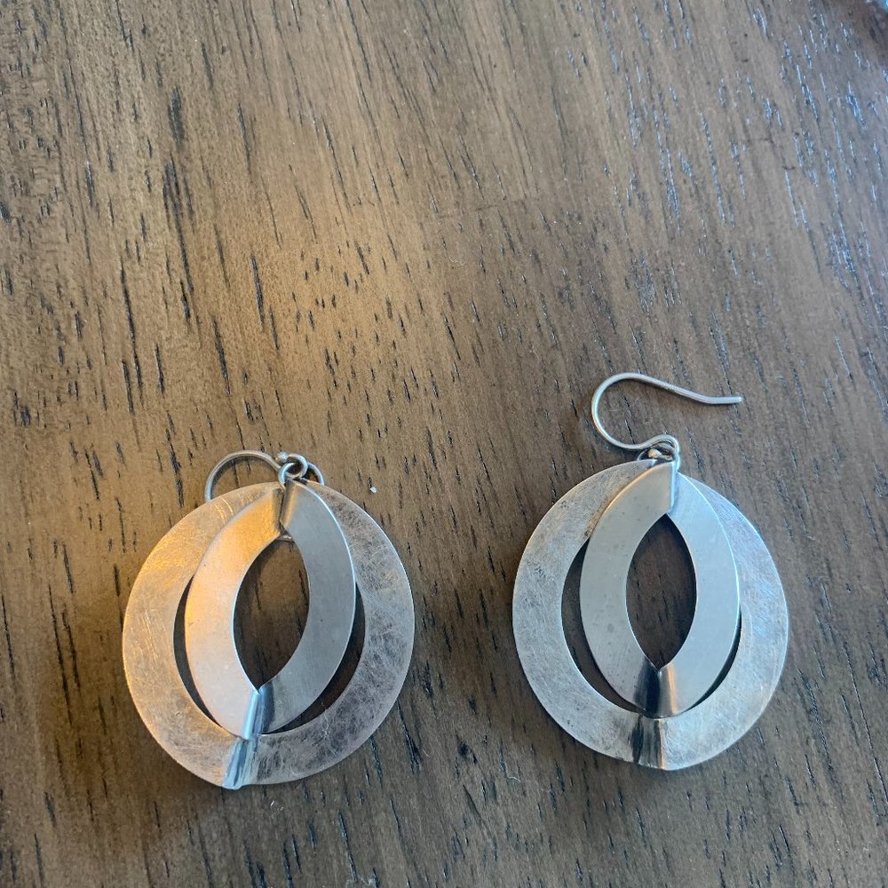 Silpada retired earrings